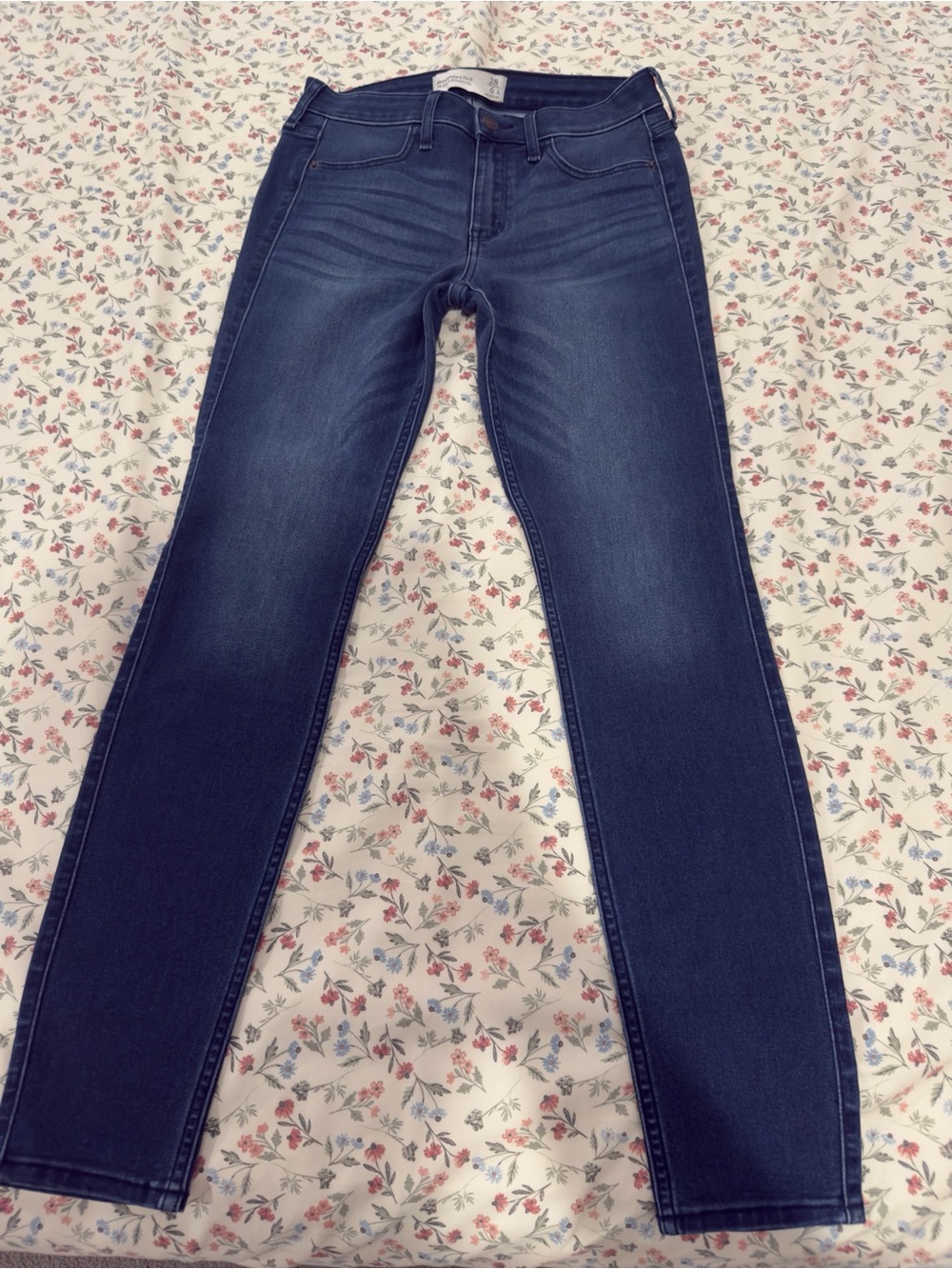 Abercrombie & Fitch Women’s Dark Blue Skinny Jean Leggings